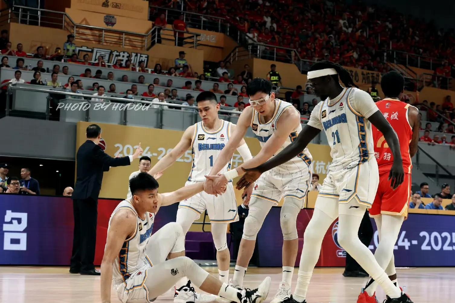 米兰体育中国官网-赛前广厦男篮备战德甲;扳平良机细节曝光;目标明确;纪律约束更严格(为什么德甲不叫德超)