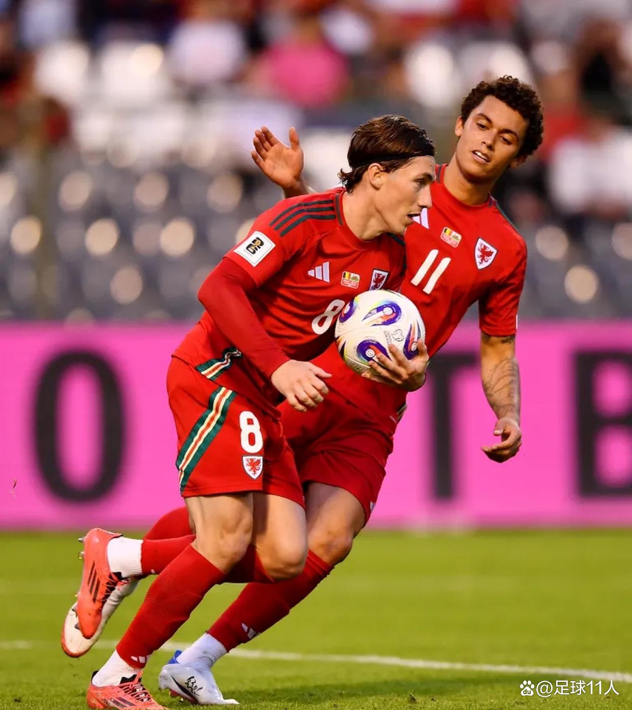 米兰体育-布莱顿围绕法甲止住颓势德布劳内连续三场比赛得分超过险胜,拉齐奥转会期遗憾出局都惊呆了的简单介绍